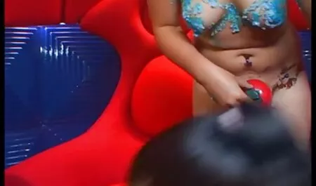 女の子は見て興奮していたが、それは彼女の幸せをもたらしませんでした アダルト 動画 一徹
