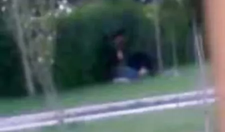 Nastyaは彼女の胸をハードに絞り、タイトな猫に置く 無料 えろ 動画 鈴木 一徹