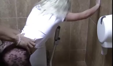 Petite蹴る味わえないワクワク-ドキドキの脆弱な女の子 エロ 動画 一徹