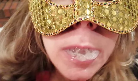 性的な空想の若い彼女の間に柄の アダルト 動画 一徹