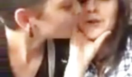 彼は性交の側を見るまで、彼女の夫はゴミ箱にとどまりました 一徹 無料 エロ 動画
