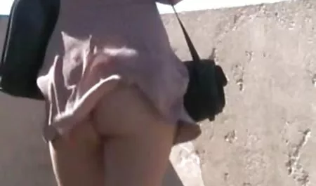 赤ちゃんの友人が猫を洗って、また彼の陰茎に固執するのを助けます 鈴木 一徹 無料 エロ 動画