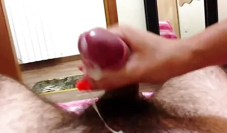 彼女は家でおしっこを忘れたとき、女の子は木の後ろの庭でこれをしました 一徹 エロ 画像